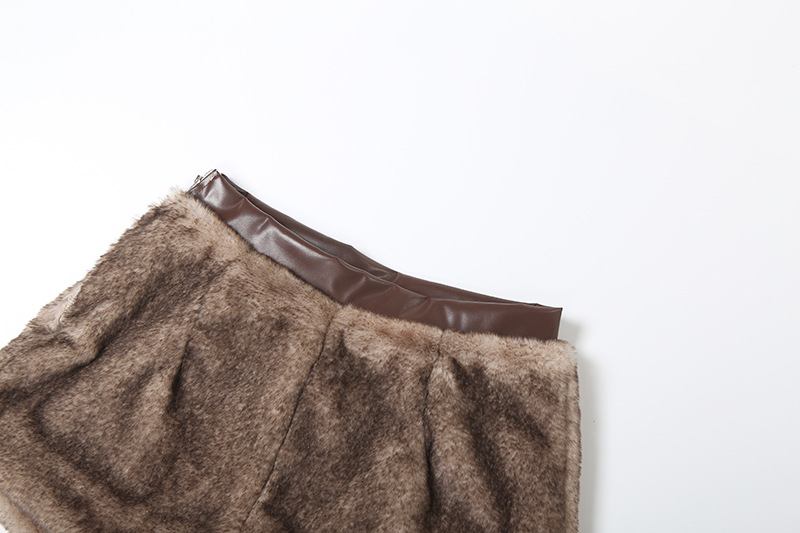 Autumn Winter Faux Leather Stitching Furry Zipper Slim Fit Shorts 8 Autumn Winter Faux Leather Stitching Furry Zipper Slim Fit Shorts - Image 8