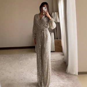 Solid Color V Neck Long Sleeve Shiny Crystal Sequin Fitted Waist Jumpsuit
