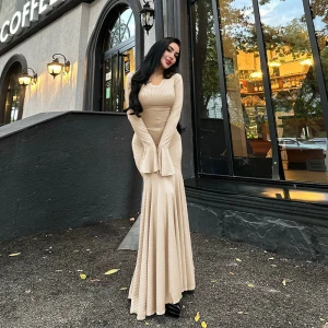 Autumn Winter Round Neck Waist Trimming Flared Long Sleeve Dress Elegant Fishtail Solid Color Dress