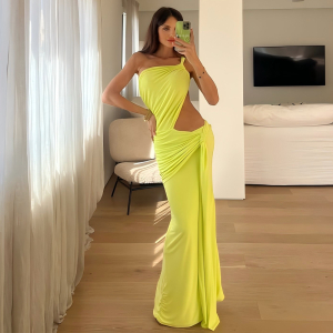 Summer One Shoulder Backless Tube Top Pleated Dress